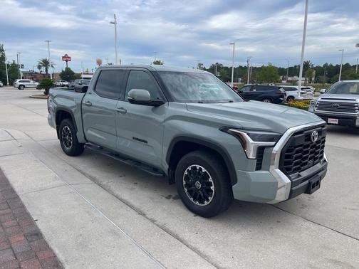 2022 Toyota Tundra SR5