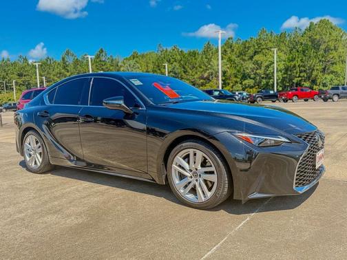 2022 Lexus IS 300 Base