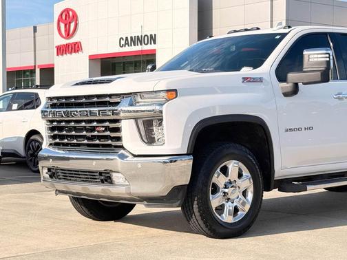Summit White 2020 Chevrolet Silverado 3500 LTZ
