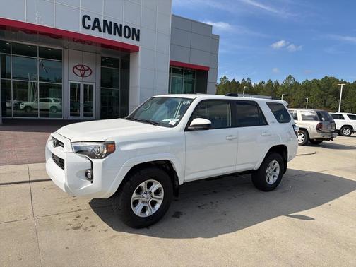 2024 Toyota 4Runner SR5
