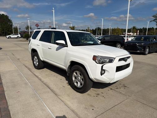 2024 Toyota 4Runner SR5