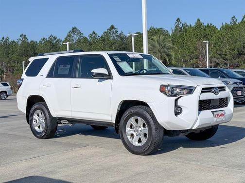 2024 Toyota 4Runner SR5