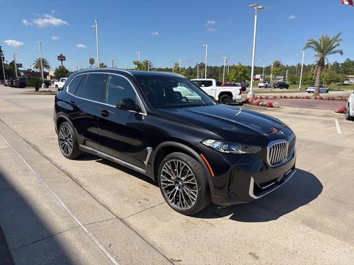 Black Sapphire Metallic 2024 BMW X5 sDrive40i