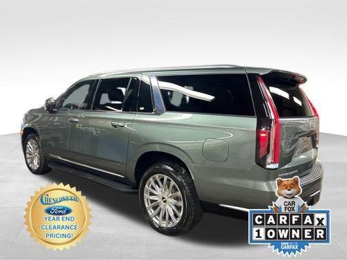 2024 Cadillac Escalade ESV Premium Luxury