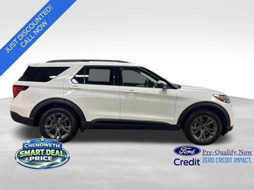 2026 Ford Explorer Active w/200A Pkg