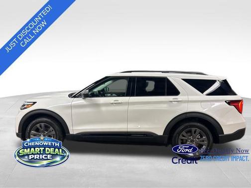 2026 Ford Explorer Active w/200A Pkg