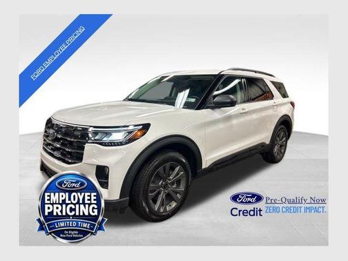 Star White Metallic Tri-Coat 2026 Ford Explorer Active w/200A Pkg