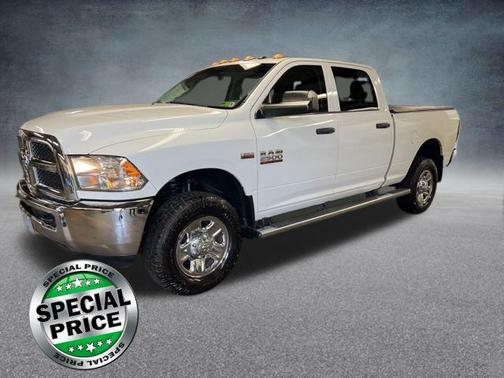 2018 RAM 2500 Tradesman Crew Cab 4x4 6'4' Box