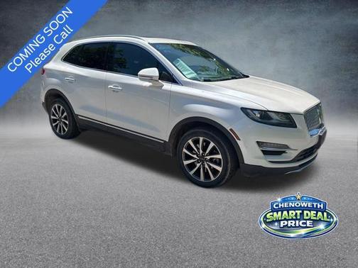 White Platinum 2019 Lincoln MKC Reserve