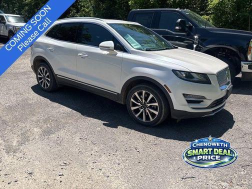 White Platinum 2019 Lincoln MKC Reserve