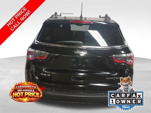 Diamond Black Crystal Pearlcoat 2017 Jeep New Compass Limited