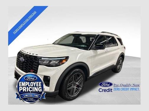Star White Metallic Tri-Coat 2026 Ford Explorer ST