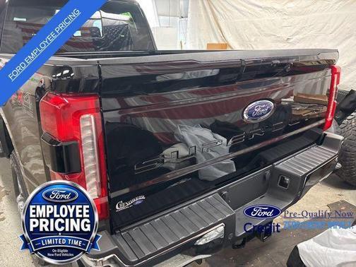 Agate Black Metallic 2026 Ford F-250 Lariat