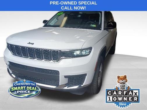 Bright White Clearcoat 2022 Jeep Grand Cherokee L Laredo