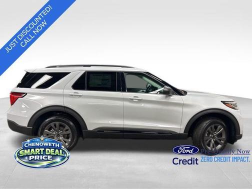 2026 Ford Explorer Active w/200A Pkg