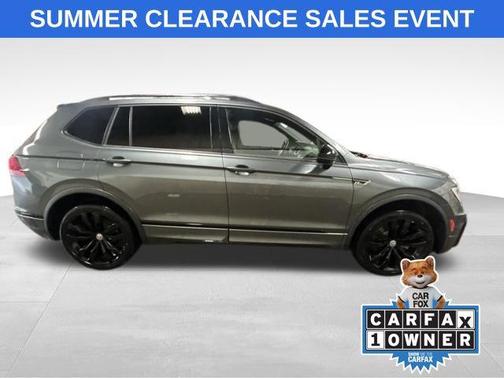 Platinum Gray Metallic 2021 Volkswagen Tiguan 2.0T SE R-Line Black 4MOTION