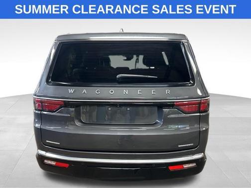 Baltic Gray Metallic Clearcoat 2022 Jeep Wagoneer Series III 4x4