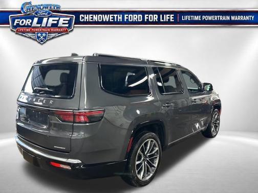 Baltic Gray Metallic Clearcoat 2022 Jeep Wagoneer Series III 4x4