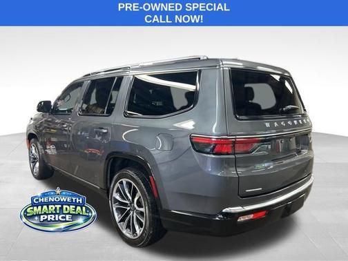Baltic Gray Metallic Clearcoat 2022 Jeep Wagoneer Series III 4x4