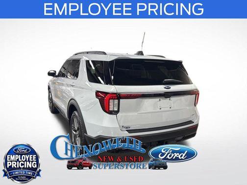 Space White Metallic 2026 Ford Explorer ST-Line