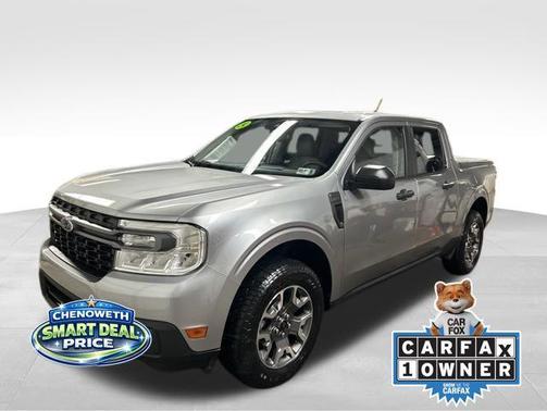 Iconic Silver Metallic 2024 Ford Maverick XLT