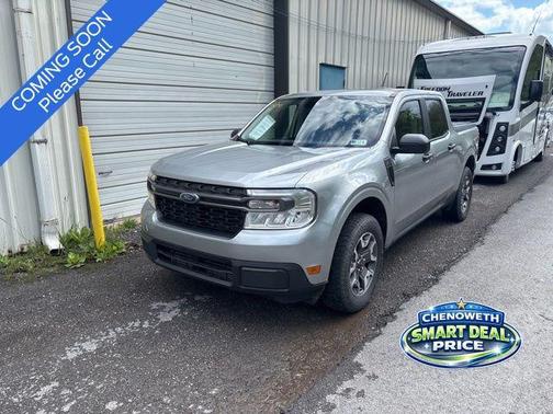 Iconic Silver Metallic 2024 Ford Maverick XLT