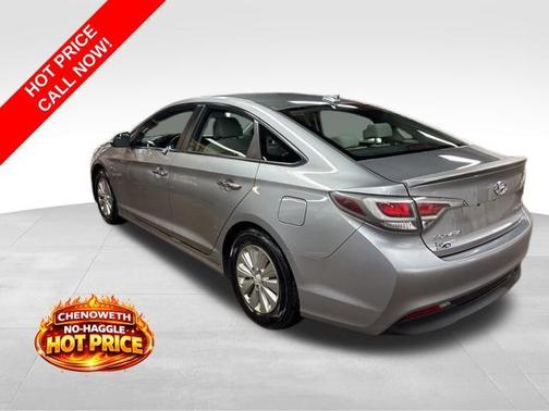 2016 Hyundai SONATA Hybrid SE