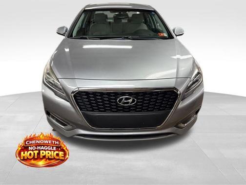 2016 Hyundai SONATA Hybrid SE