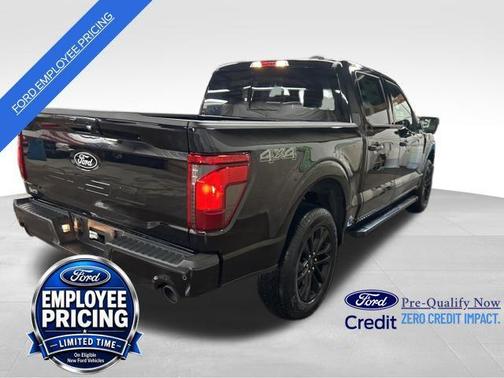 Agate Black Metallic 2026 Ford F-150 XLT