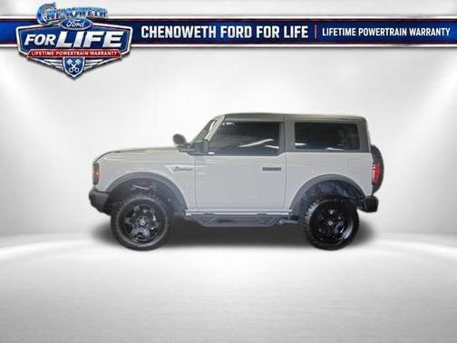 Oxford White 2022 Ford Bronco Base