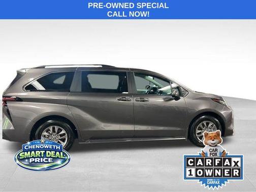 2023 Toyota Sienna XLE