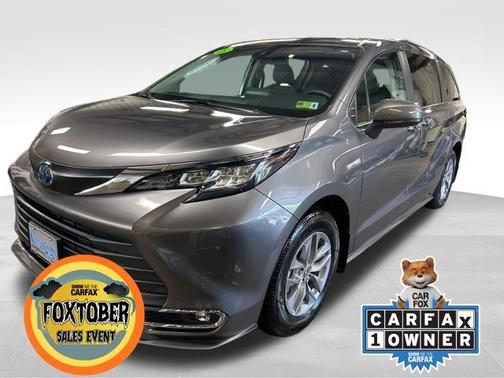 2023 Toyota Sienna XLE
