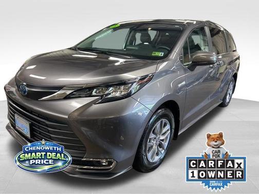 2023 Toyota Sienna XLE