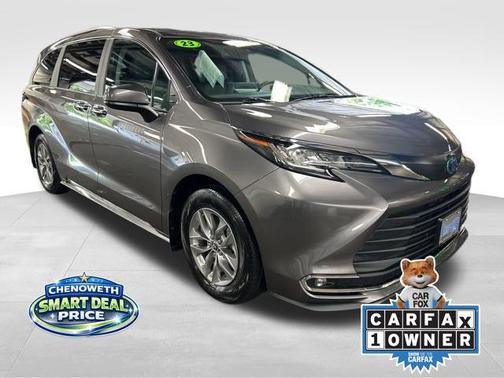2023 Toyota Sienna XLE