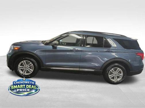 Blue Metallic 2020 Ford Explorer XLT