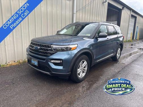 Blue Metallic 2020 Ford Explorer XLT
