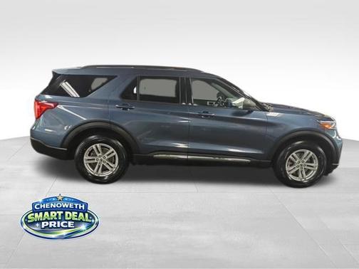 Blue Metallic 2020 Ford Explorer XLT