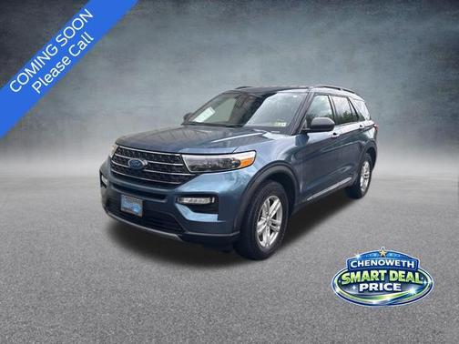 Blue Metallic 2020 Ford Explorer XLT