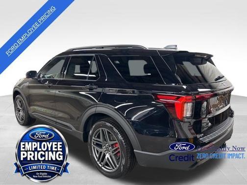 Agate Black Metallic 2026 Ford Explorer ST-Line