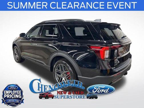 Agate Black Metallic 2026 Ford Explorer ST-Line