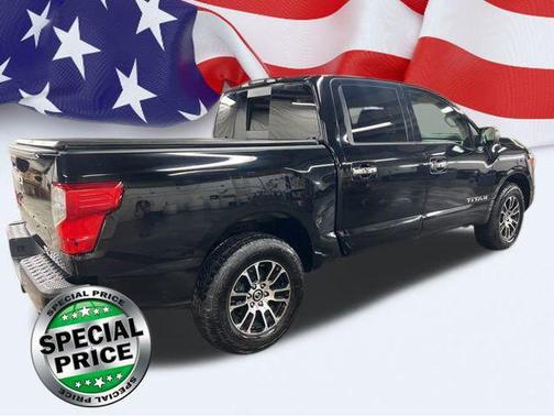 2021 Nissan Titan SV
