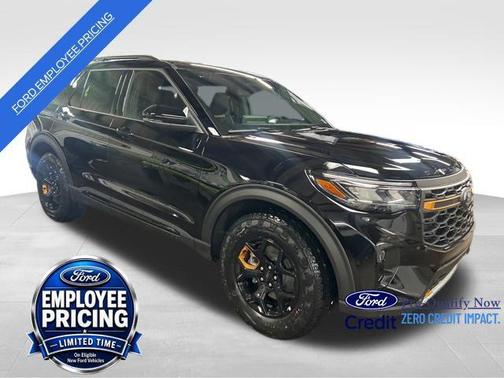 Agate Black Metallic 2026 Ford Explorer Tremor