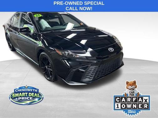 Midnight Black Metallic 2025 Toyota Camry SE
