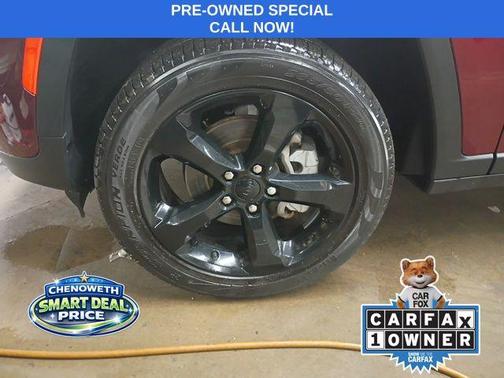 Velvet Red Pearlcoat 2023 Jeep Grand Cherokee Limited