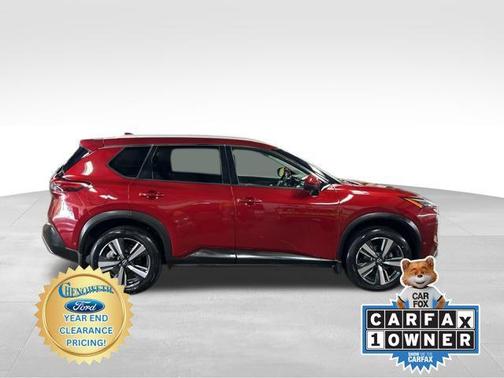 2022 Nissan Rogue SL