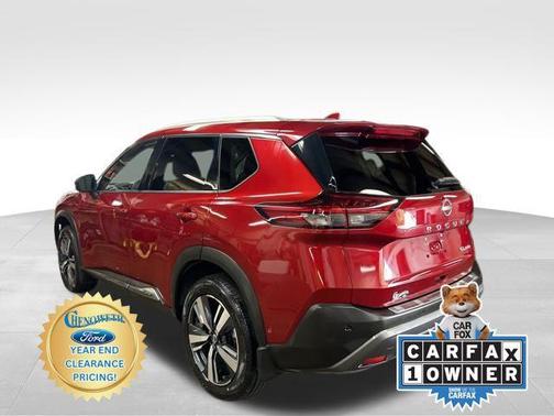 2022 Nissan Rogue SL