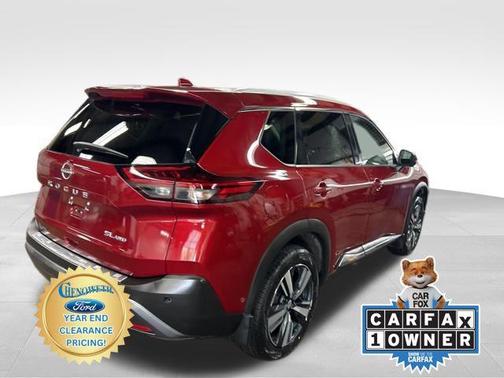 2022 Nissan Rogue SL