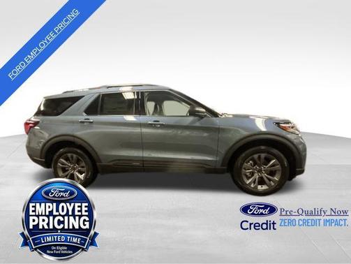 Vapor Blue Metallic 2026 Ford Explorer Active