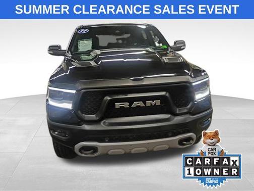 Diamond Black Crystal Pearlcoat 2022 RAM 1500 Rebel