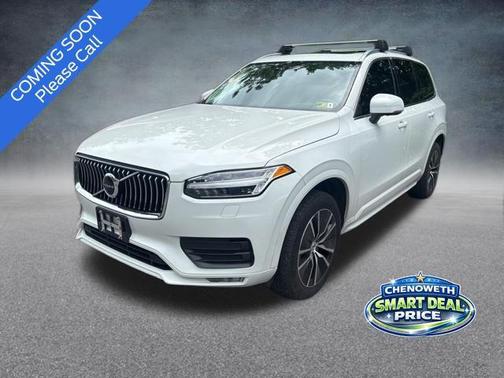 White 2020 Volvo XC90 T6 Momentum